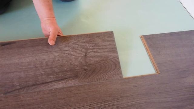 Укладка ламината с пластиковым замком смотреть онлайн