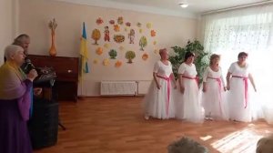 Танец в стиле вальса.