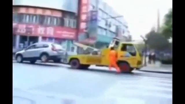 ПРИКОЛЫ Женшины   за руле  Большая ПОДБОРКА!!!