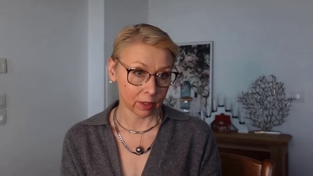 Жду НАГОНЯЙ Куда Французы прячутся от Холода Весенний Уход от Француженки Платье из КРАПИВЫ смотреть онлайн