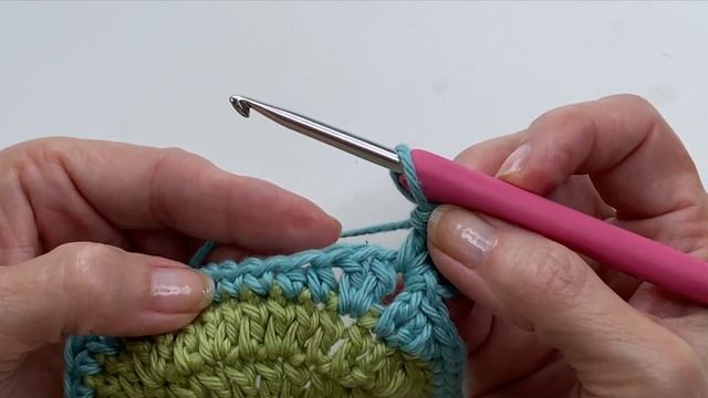 Circle to Square and WHY you WANT to Learn it! ? Plus Solid Granny Tutorial смотреть онлайн