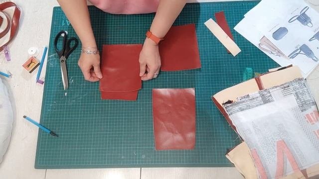 Часть 3. Шью красный рюкзак из кож. зама .