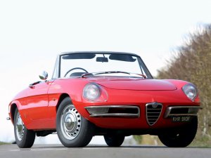 Самая красивая Альфа Ромео - Alfa Romeo Spider Duetto.