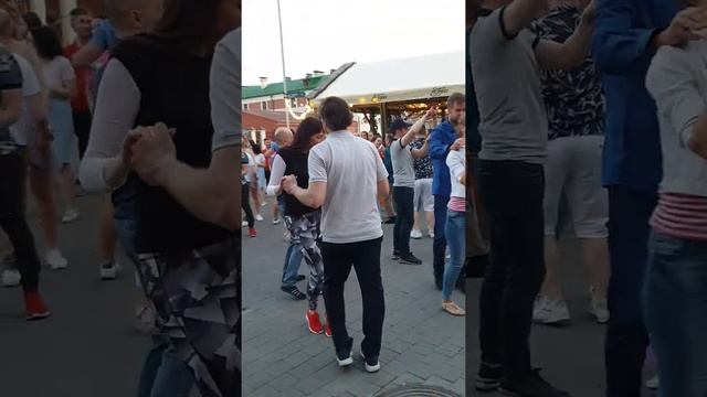 Атмосфера на улице Зыбицкой смотреть онлайн