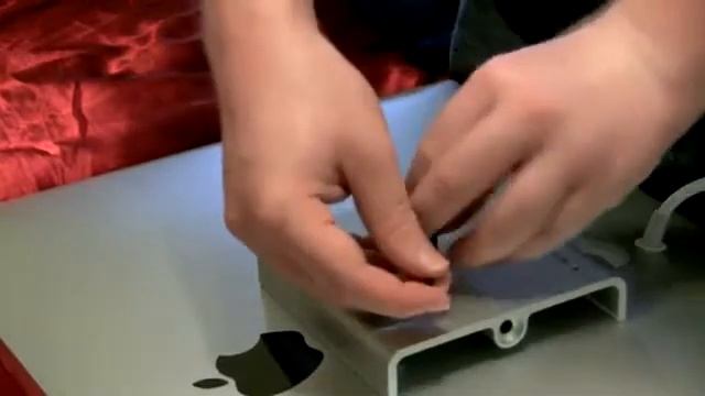 Делаем крепление на для монитора Apple смотреть онлайн