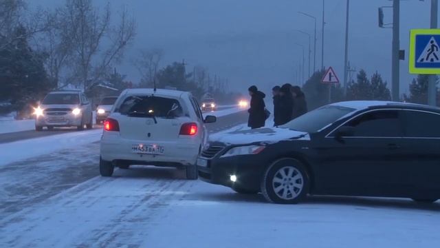 На дорогах России добавится желтая и синяя разметка смотреть онлайн