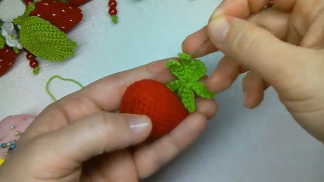 Клубника /Подробный мастер класс /Брелок/ Crochet Keychain Strawberry