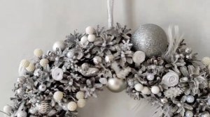 Рождественский венок на стену. Новогодний венок в бело-серебристых тонах. Купить Украина