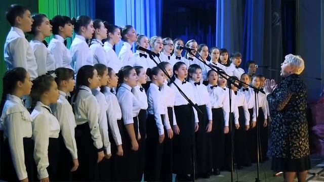 Хор старших класів "Акварель" - "Светлый праздник Рождества" 2017 смотреть онлайн