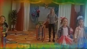 Поздравление "С днём дошкольного работника" от воспитанников старшей группы №10