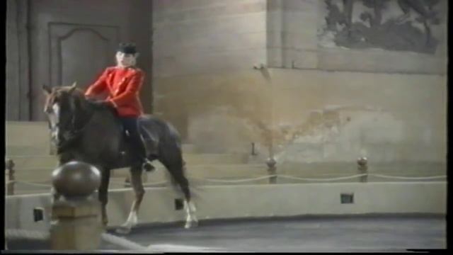 CHANTILLY (PART 1) THE HORSE-RACING CAPITAL OF FRANCE, смотреть онлайн