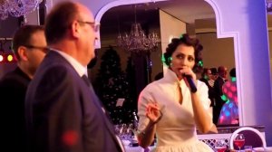 Ведущая на Новогодний корпоратив , конечно, Ольга Лис