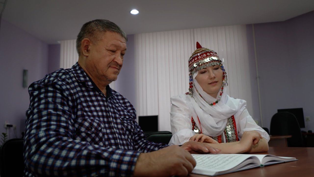Авторы из Москвы презентовали книгу «Песни юной амазонки»