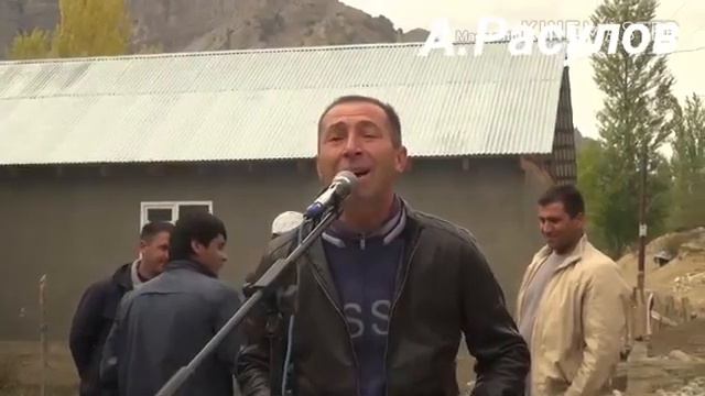 Чурабек Рахимов дар туй