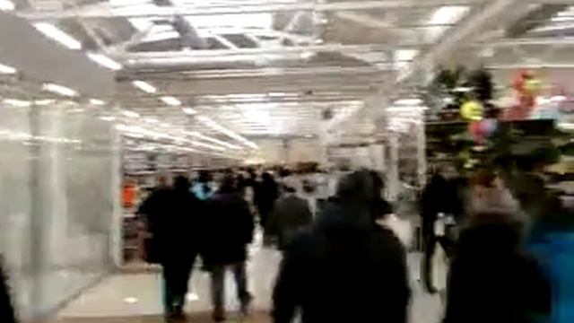 Видео-Курган ул Невежина, д.3, стр10 ТЦ РИО смотреть онлайн