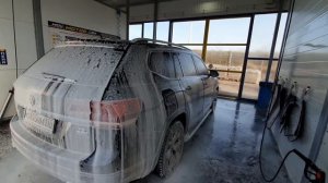 Обзор ЗАКРЫТОЙ автомойки САМообслуживания. Стоит ли мыть самому?