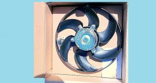 Почему постоянно крутится вентилятор охлаждения на Лада Калина?