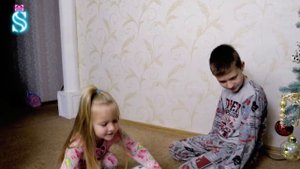 Подарки для Тимы и Эммы от Святого Николая ?!