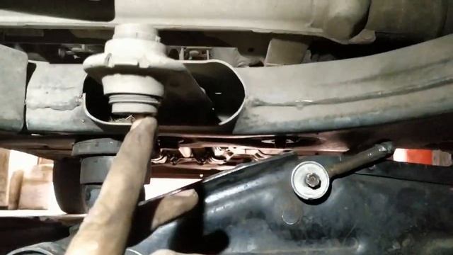 Рено кенго. Замена втулок стабилизатора и рулевой рейки смотреть онлайн