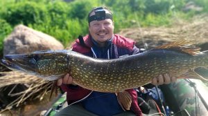 Щука на 10 кг , вот это рыбалка на спиннинг , Pike 10 kg