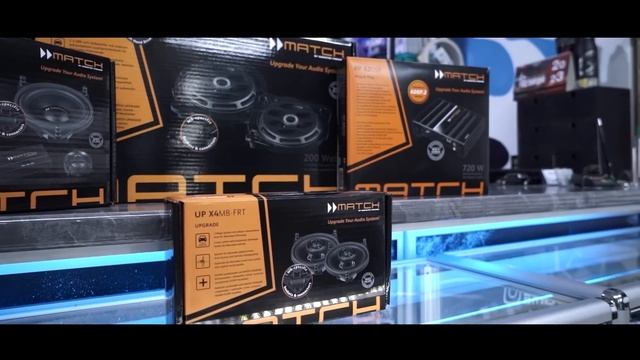 Mercedes С200 - Замена акустики за 5 часов смотреть онлайн