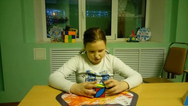 Аксёнова Люба собирает Айви куб смотреть онлайн