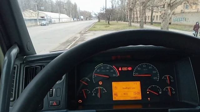 Как отцеплять полуприцеп,видео для начинающих.