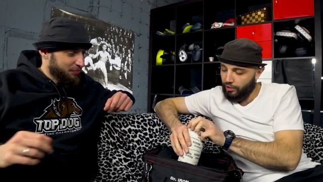 Кто такой катмен? Как им стать? И что он берёт с собой в бой, по боксу, мма, и голым кулакам. смотреть онлайн