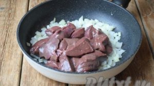 Свиная печень с гречкой