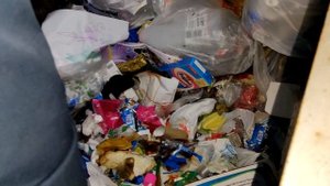 НАШЕЛ ПАКЕТ ТЕЛЕФОНОВ НА ПОМОЙКЕ! ПОИСК НАХОДОК ИЗ МУСОРНЫХ БАКОВ! ЧТО МОЖНО НАЙТИ В ПОМОЙКЕ?