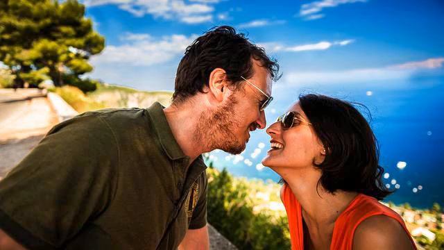 Слушать новинки музыки онлайн. Хит сезона! Это стоит... смотреть онлайн