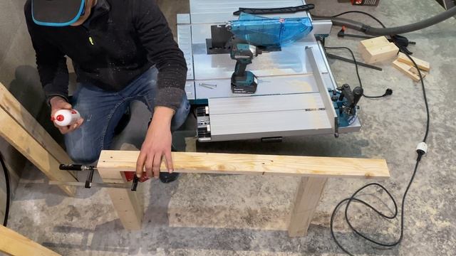 Supporto fai da te banco sega Makita MLT100N prima parte смотреть онлайн