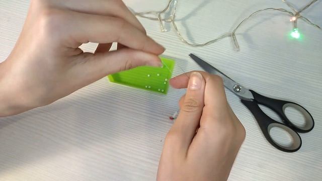 КАК СДЕЛАТЬ КОЛЬЦО ИЗ БИСЕРА В ОДИН РЯД СВОИМИ РУКАМИ