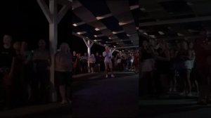 Круто спел для жены