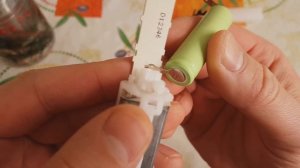 Замена аккумулятора в зубной щётке Oral-B Vitality Precision Clean после 5-ти лет эксплуатации