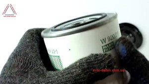 Обзор оригинального масляного фильтра MANN W920/21, проверка под ультрафиолетовым светом