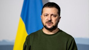 В поисках денег и оружия: зачем Зеленский отправился в турне по Европе