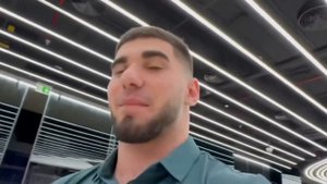 Асхаб Тамаев купил бугатти и хочет сделать гонку с Ахмедом !