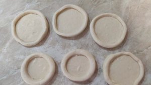 Ватрушки с творогом из готового теста