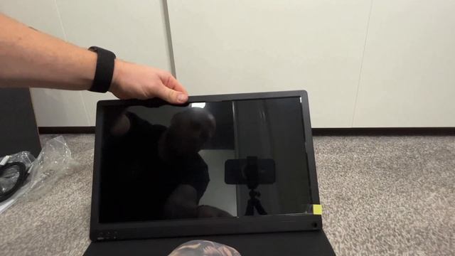 EYETOO 15.6” Portable Monitor unboxing смотреть онлайн
