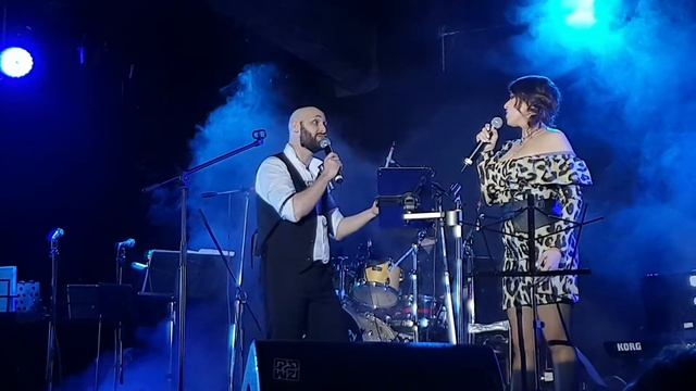 Агата Вавилова, Рустим Бахтияров - Три слова ( Мюзикл «31й В») смотреть онлайн