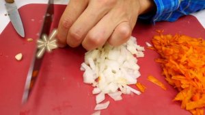 Трансформеры Оптимус Прайм и Бамблби! — Готовим вместе СЫРНЫЙ КРЕМ-СУП — Видео про готовку