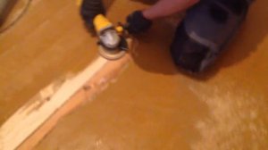 Обдирочный диск Практика. Или как снять старую краску и убрать бугры. Выравнивание пола.