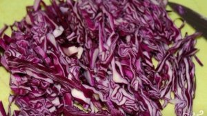 Красная капуста маринованная