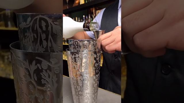 Conan bacterium for cocktails colorful cocktails sunrise from Barbados | Cocktail смотреть онлайн