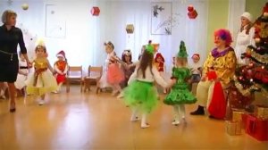 Веселый танец Елочек и Конфеток Новогодний утренник в детском саду Младшая группа"