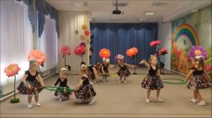 Танцевальный кружок / Танец "Бабочки" /Средняя группа