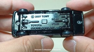 Tomica Toyota Crown Comfort Taxi USA Release Review