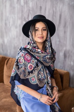 Платок из вискозы "Праздник", вид 18