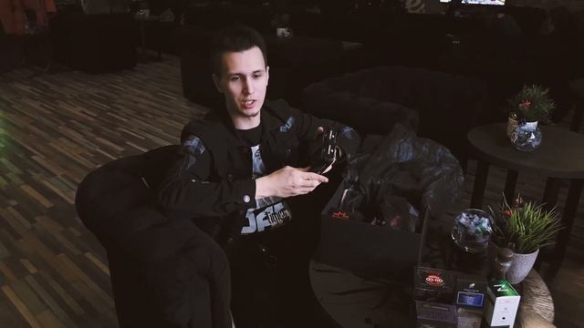 ЧТО ПОДАРИТЬ НА НОВЫЙ ГОД?/ MAKLAUD BOX/ ЧТО ВНУТРИ? смотреть онлайн